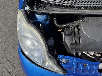 Peugeot 107 1.0-12V XS (Hatchback 5-dr.) picture 10