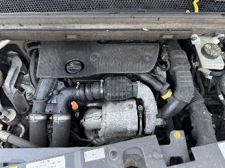 Citroën C4-picasso 1.6 BlueHDi 7 PERSOONS Business picture 12