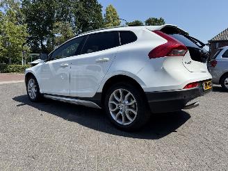 skadebil auto Volvo V-40 Cross Country - 1.5 T3 AUTOMAAT  Polar+ Luxury 2019/7