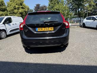Volvo V-60 2.0 T3 Nordic+ (Stationwagen 5-dr.) picture 4