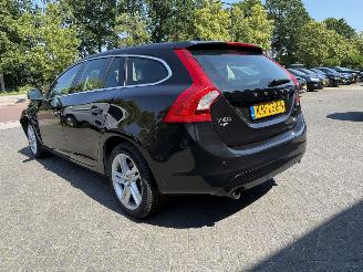 Volvo V-60 2.0 T3 Nordic+ (Stationwagen 5-dr.) picture 3
