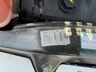Hymer  T 614 CL HALF INTERGRAAL AIRCO picture 28