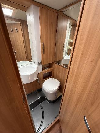 Hymer  T 614 CL HALF INTERGRAAL AIRCO picture 25
