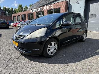 krockskadad bil auto Honda Jazz 1.4 Comfort (MPV 5-dr.) 2010/3