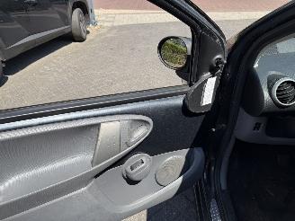 Toyota Aygo 1.0-12V Comfort  AUTOMAAT (Hatchback 5-dr.) picture 20