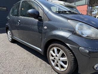 Toyota Aygo 1.0-12V Comfort  AUTOMAAT (Hatchback 5-dr.) picture 16