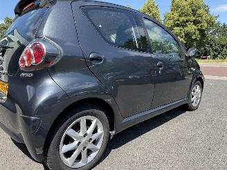 Toyota Aygo 1.0-12V Comfort  AUTOMAAT (Hatchback 5-dr.) picture 17