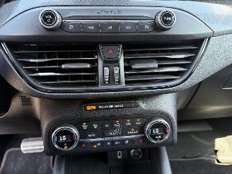 Ford Focus 1.0 EcoBoost AUTOMAAT  ST-LINE  Titanium Business picture 21