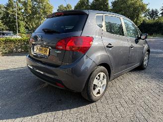 Kia Venga 1.4 CVVT 20th Anniversary (MPV 5-dr.) picture 5