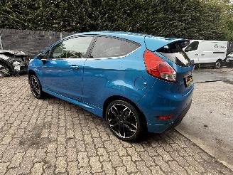 skadebil auto Ford Fiesta 1.0 EcoBoost Titanium (Hatchback 3-dr.) 2013/10