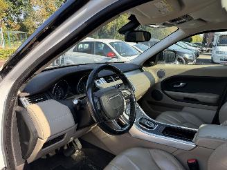 Land Rover Range Rover Evoque 2.0 Si 4WD Pure picture 18