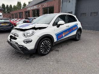 Vaurioauto  passenger cars Fiat 500X 1.0 GSE Urban 120TH Edition (SUV 5-dr.) 2019/5