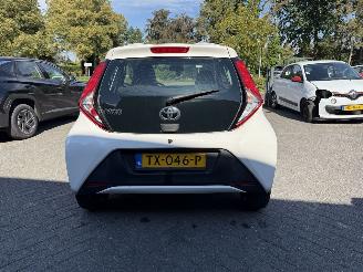 Toyota Aygo 1.0 VVT-i x (Hatchback 3-dr.) picture 4