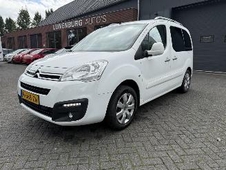 Avarii autoturisme Citroën Berlingo 1.2 PureTech Feel (MPV 5-dr.) 2017/11