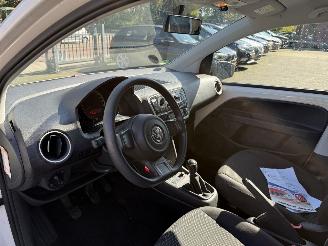 Volkswagen Up! 1.0 take up!  AIRCO BlueMotion picture 18