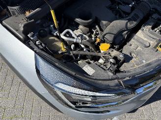 Renault Captur 1.6 E-Tech Hybrid 145 Intens picture 9