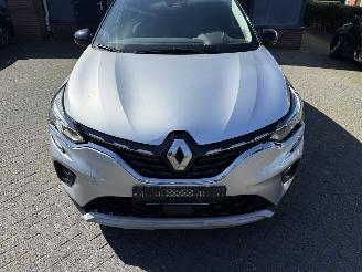 Renault Captur 1.6 E-Tech Hybrid 145 Intens picture 11