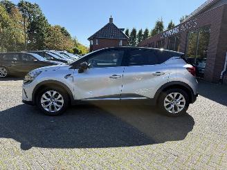 Renault Captur 1.6 E-Tech Hybrid 145 Intens picture 2