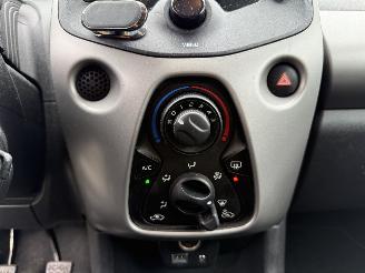 Peugeot 108 1.0 e-VTi Blue Lion (Hatchback 5-dr.) picture 12