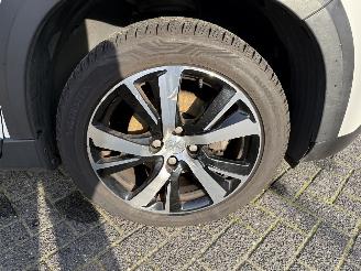 Peugeot 2008 1.2 PureTech GT-line (SUV 5-dr.) picture 15