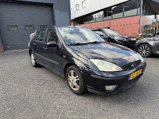 Ford Focus 1.6-16V Trend (Hatchback 5-dr.) picture 7