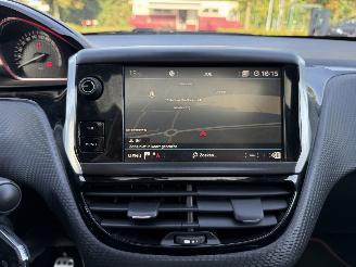 Peugeot 2008 1.2 PureTech Allure (SUV 5-dr.) picture 24
