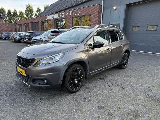 krockskadad bil auto Peugeot 2008 1.2 PureTech Allure (SUV 5-dr.) 2018/7