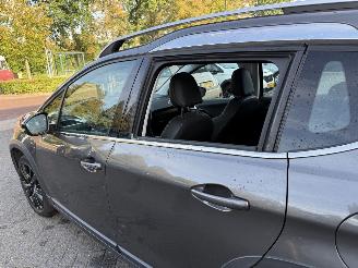 Peugeot 2008 1.2 PureTech Allure (SUV 5-dr.) picture 13
