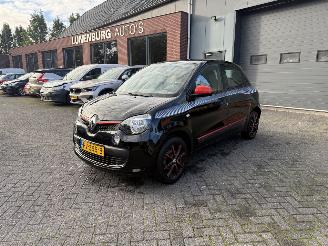 Voiture accidenté Renault Twingo 1.0 SCe Collection (Hatchback 5-dr.) 2016/1
