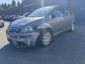 Auto incidentate Volkswagen Golf 1.6 FSI Comfortline  AUTOMAAT (MPV 5-dr.) 2006/8