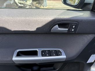 Volvo V-50 2.0 Sport (Stationwagen 5-dr.) picture 23