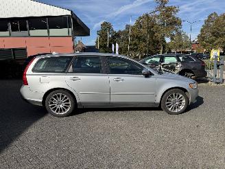 Volvo V-50 2.0 Sport (Stationwagen 5-dr.) picture 6