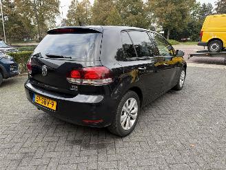 Volkswagen Golf 1.6 TDI Highline BlueMotion picture 9