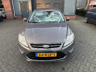 Ford Mondeo 1.6 EcoBoost Titanium (Hatchback 5-dr.) picture 10