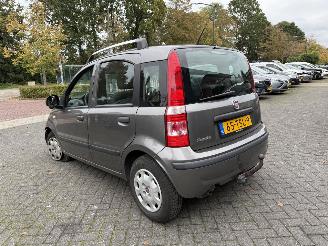 krockskadad bil auto Fiat Panda 1.2 Classic  AIRCO (Hatchback 5-dr.) 2012/3