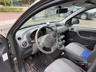 Fiat Panda 1.2 Classic  AIRCO (Hatchback 5-dr.) picture 13