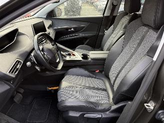 Peugeot 3008 1.2 AUTOMAAT  PureTech Allure (SUV 5-dr.) picture 19