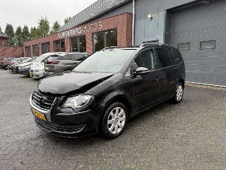 skadebil auto Volkswagen Touran 1.4 TSI  7 PERSOONS Comfortline (MPV 5-dr.) 2010/3
