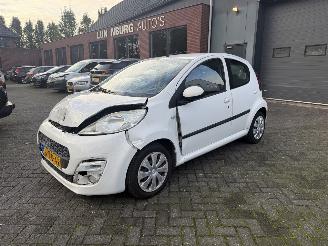  Peugeot 107 1.0 Active (Hatchback 5-dr.) 2014/2
