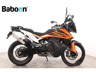 krockskadad bil motor KTM  790 Adventure 2021/12
