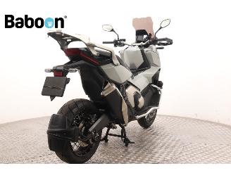 Honda  X-ADV picture 8