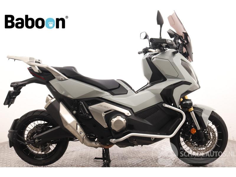 Honda  X-ADV