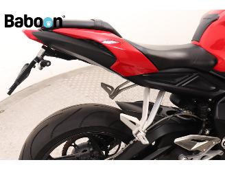 Triumph Street Triple S picture 13