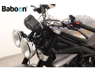 Triumph Street Triple R picture 18