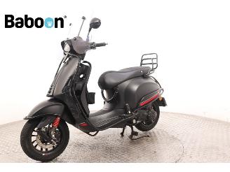 Vespa  Sprint 25KM picture 4
