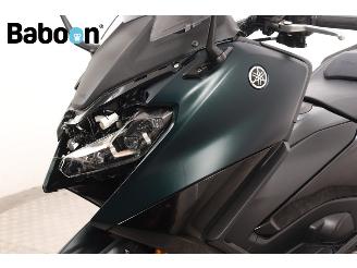 Yamaha  T-MAX 560 Tech Max ABS picture 15