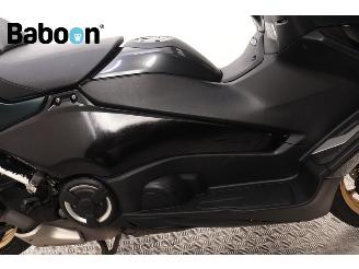 Yamaha  T-MAX 560 Tech Max ABS picture 12