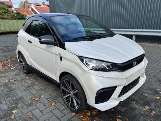 skadebil brommobiel Aixam  E-Coupe GTI 2023/7