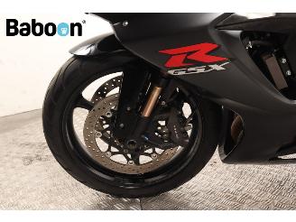 Suzuki  GSX-R 750 picture 18