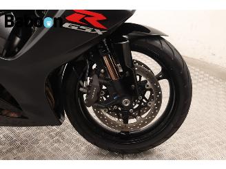 Suzuki  GSX-R 750 picture 13